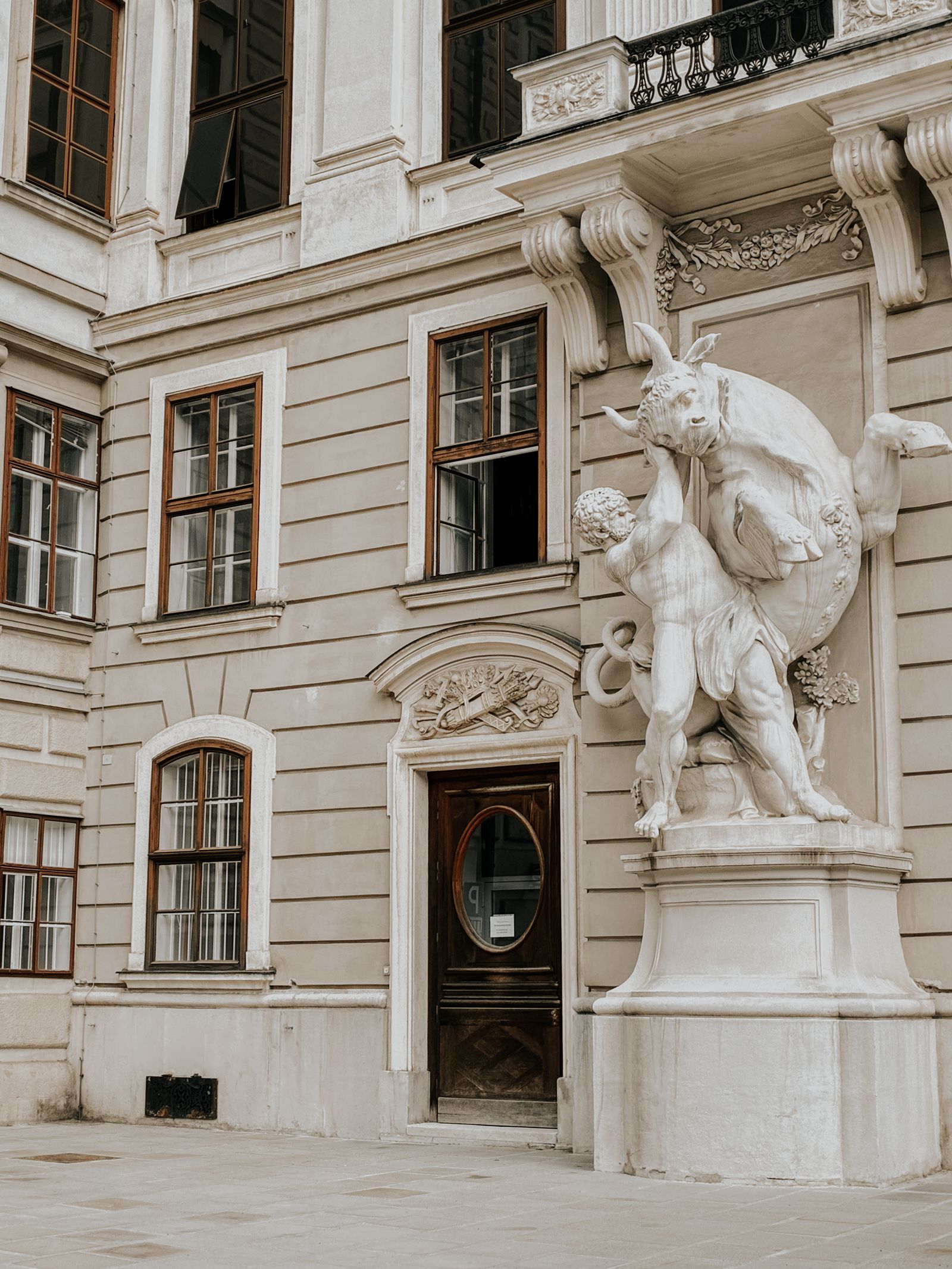 Piso Señorial junto a la Ópera - Viena